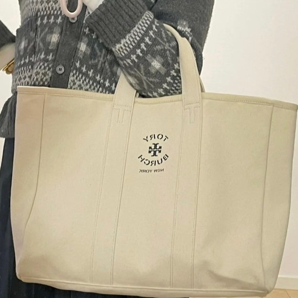 Tory Burch Large Tote Summer Vacation Travel bag - Picture 5 of 5